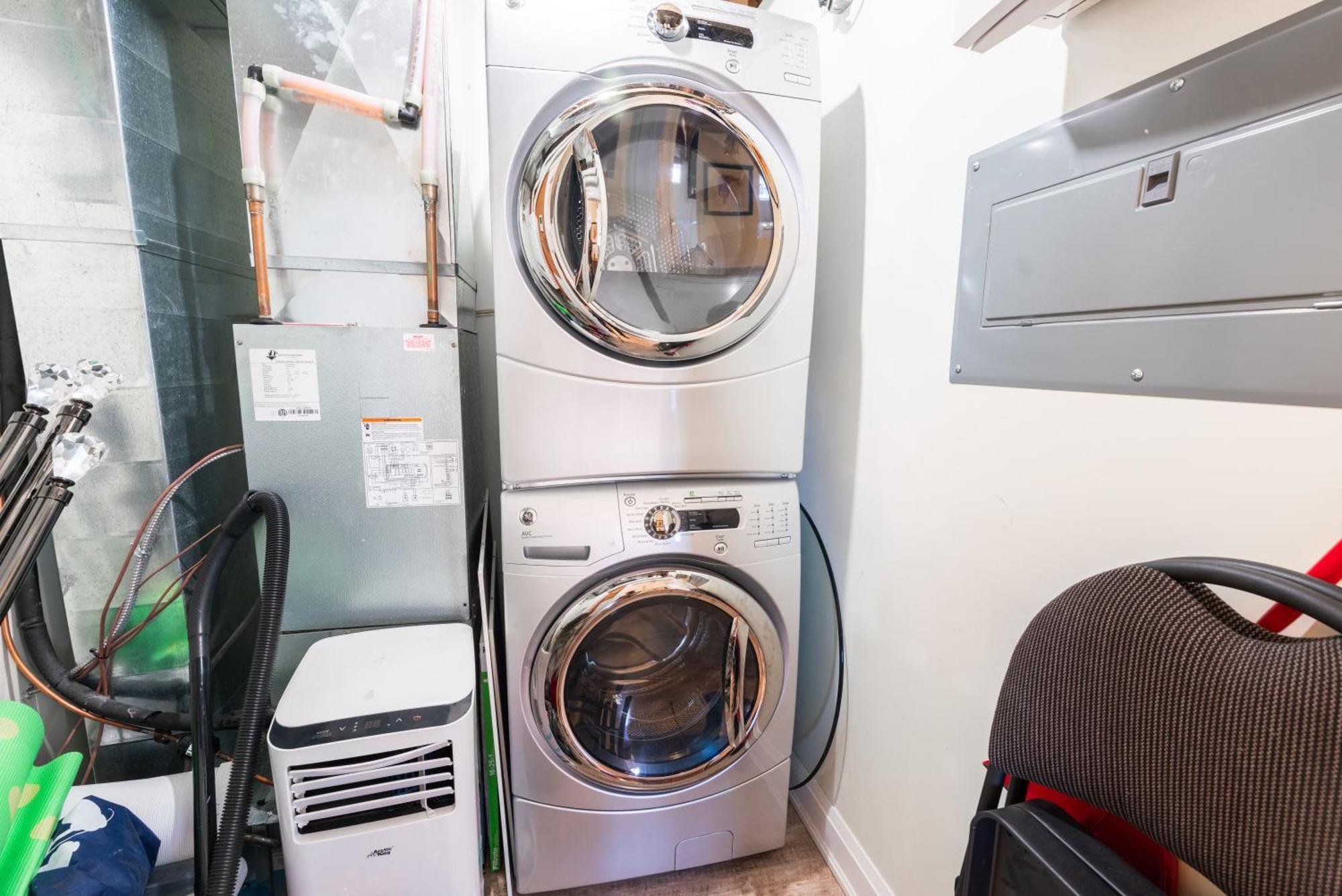 Spacious 3 Bedroom Apartment In Heart Of Niagara Thorold Buitenkant foto